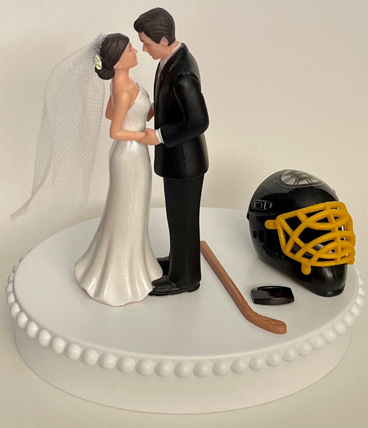 Wedding Cake Topper Boston Bruins Hockey Themed Short-Haired Bride and Groom Beautiful Wedding Reception Shower Gift Item Sports Fan Fun
