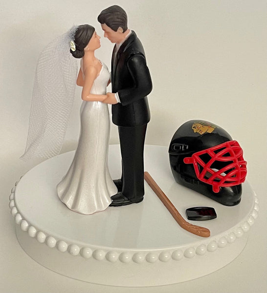 Wedding Cake Topper Chicago Blackhawks Hockey Themed Pretty Short-Haired Bride and Groom Unique Sports Fans Groom's Cake Top Reception Gift