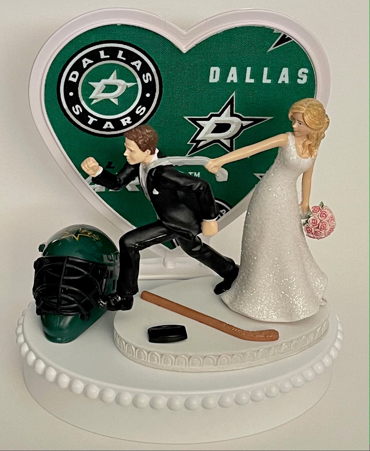 Wedding Cake Topper Dallas Stars Hockey Themed Running Funny Humorous Bride Groom Unique Sports Fans Reception Fun Groom's Cake Top Gift
