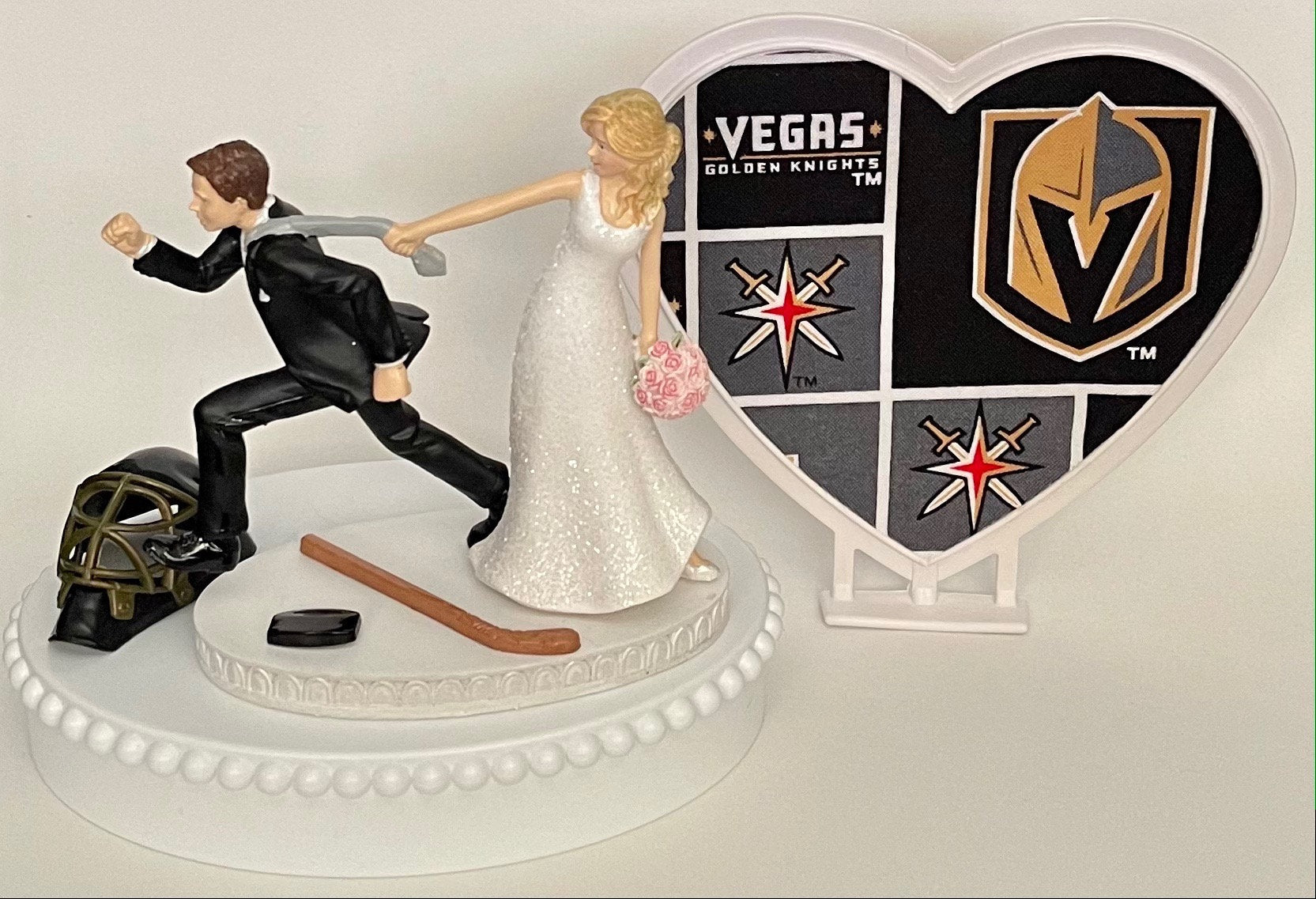 Wedding Cake Topper Las Vegas Golden Knights Hockey Themed Funny Bride and Groom Sports Fans Groom's Cake Top Unique Bridal Shower Gift Idea