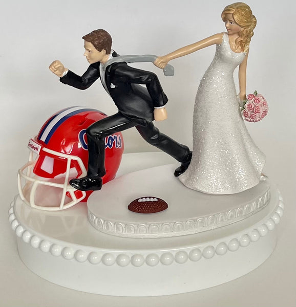 Wedding Cake Topper University of Florida Gators Football Themed Pulling Funny Bride and Groom Humorous UF Sports Fans Groom's Cake Top