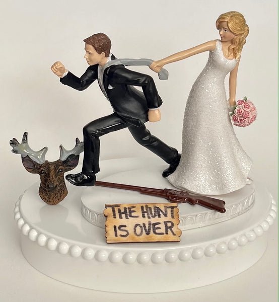 Wedding Cake Topper the Hunt is Over Deer Head Themed Hunting Rifle Funny Bride and Groom Camo Heart Groom's Cake Top Bridal Shower Gift