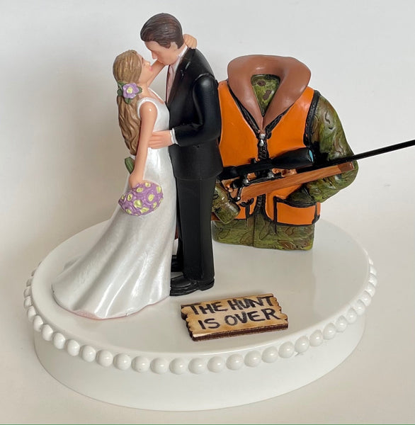 Wedding Cake Topper Orange Hunting Vest Themed Hunting Rifle Beautiful Long-Haired Bride Groom Camo Heart Background Fun Groom's Cake Top