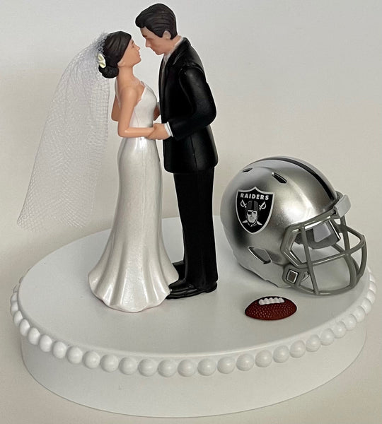 Wedding Cake Topper Las Vegas Raiders Football Themed Pretty Short-Haired Bride Groom Sports Fans Unique Reception Bridal Shower Gift Idea
