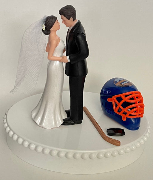 Wedding Cake Topper New York Islanders Hockey Themed Pretty Short-Haired Bride and Groom Unique Sports Fans Groom's Cake Top Reception Gift