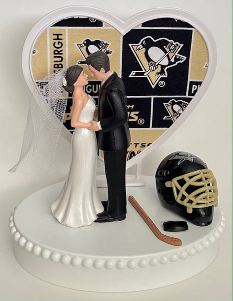 Wedding Cake Topper Pittsburgh Penguins Hockey Themed Pretty Short-Haired Bride and Groom Unique Sports Fans Groom's Cake Top Reception Gift