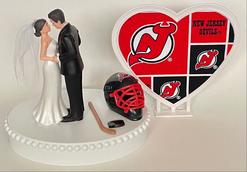 hockey jersey wedding dress 7 Hockey Jersey Ideas