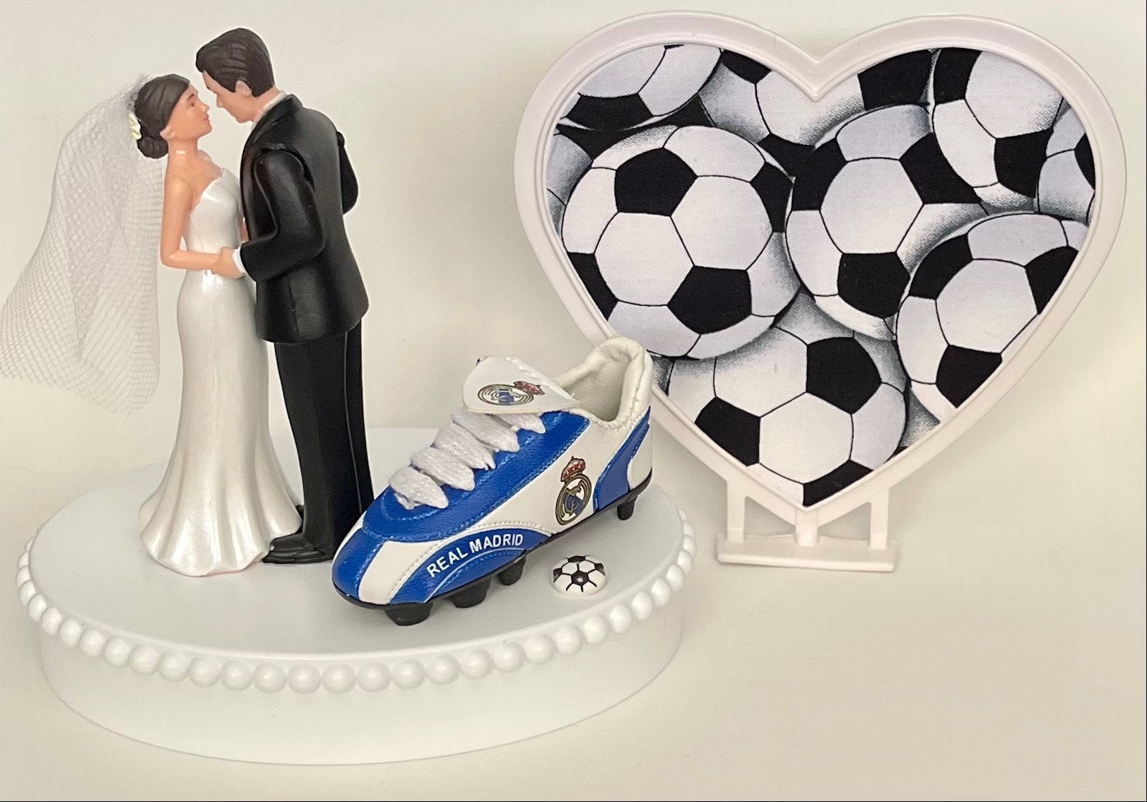 Wedding Cake Topper Real Madrid CF Soccer Themed Spanish Football Spain Pretty Short-Haired Bride and Groom Sports Fan Groom's Cake Top