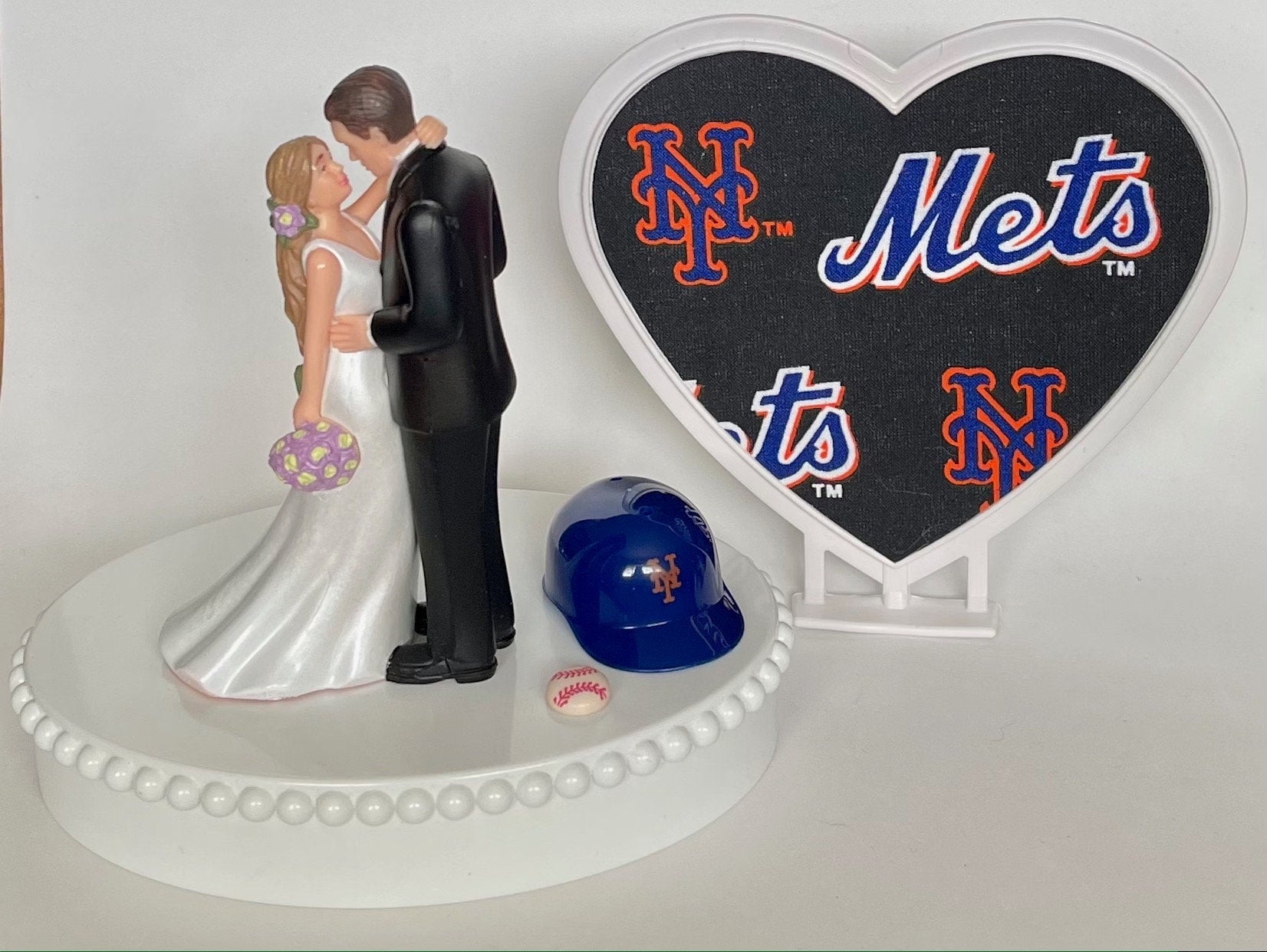 Wedding Cake Topper New York Mets Baseball Themed Beautiful Long-Haire –  FunWeddingThings.com, image size:1652x1241